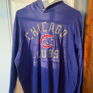 Medium Chicago Cubs Long Sleeve Hoodie